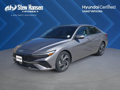 Used 2025 Hyundai Elantra Limited