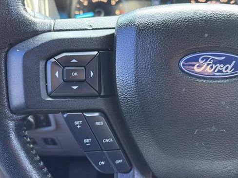 Used 2018 Ford F150 XLT w/ Equipment Group 302A Luxury AWD/4WD image 9
