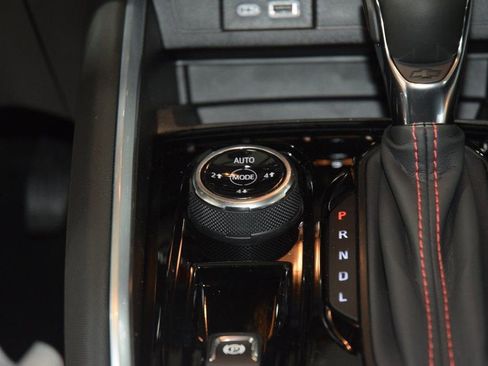 New 2026 Chevrolet Colorado Z71 w/ Technology Package image 33