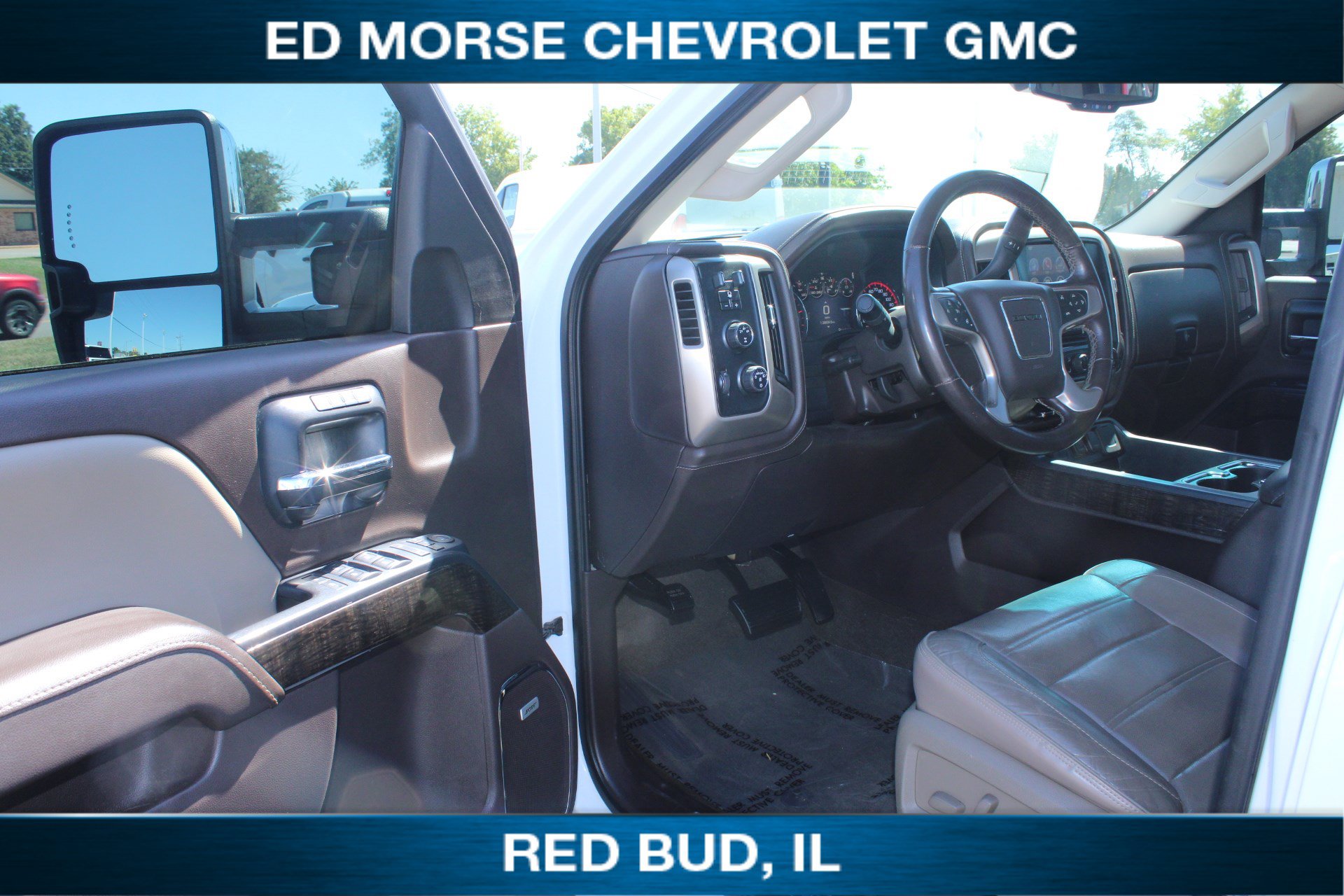 Used 2016 GMC Sierra 3500 Denali w/ Duramax Plus Package AWD/4WD image 6