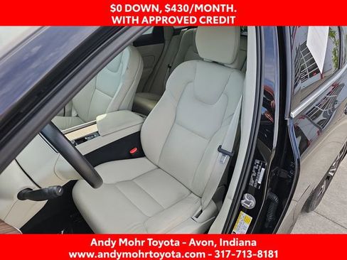 Used 2022 Volvo XC60 B5 Momentum w/ Climate Package AWD/4WD image 10