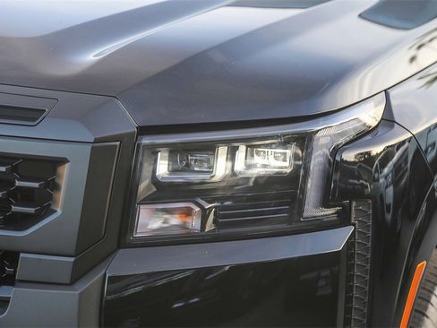 New 2026 Nissan Frontier S image 4