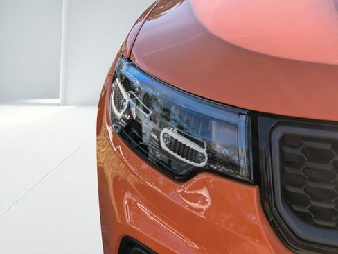 New 2026 Jeep Compass Latitude image 7