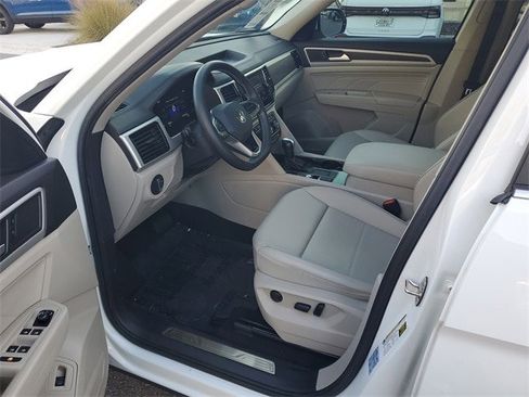Used 2022 Volkswagen Atlas SE image 18