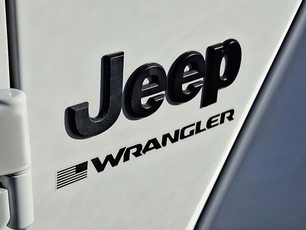 Used 2026 Jeep Wrangler Unlimited Sahara AWD/4WD image 30