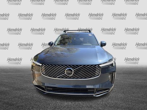 Used 2026 Volvo XC90 B6 Plus w/ Protection Package Premier AWD/4WD image 3