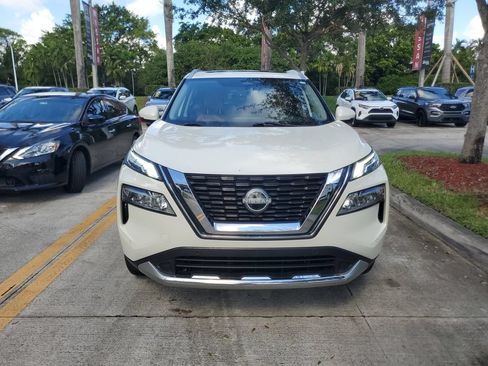 Certified 2023 Nissan Rogue Platinum w/ Platinum Premium Package AWD/4WD image 2