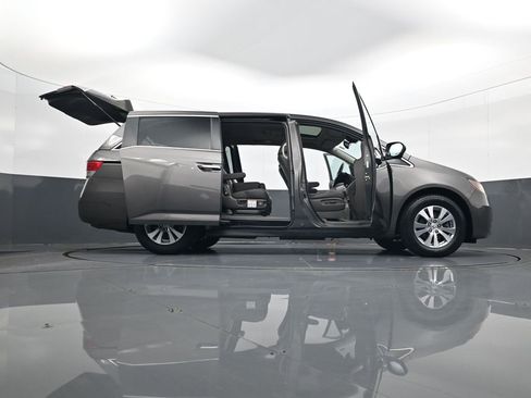 Used 2015 Honda Odyssey EX-L image 34