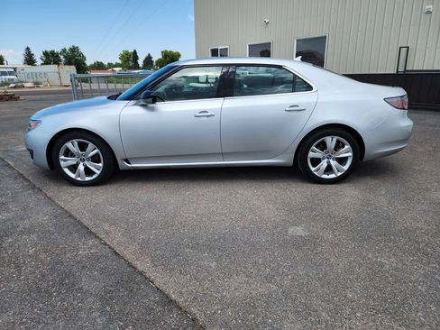Used 2011 Saab 9-5 Turbo4 Premium FWD image 2