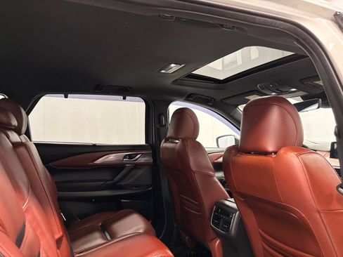 Used 2019 MAZDA CX-9 Signature image 26