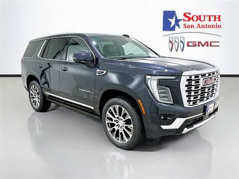 New 2026 GMC Yukon Denali w/ Denali Reserve Package image 1