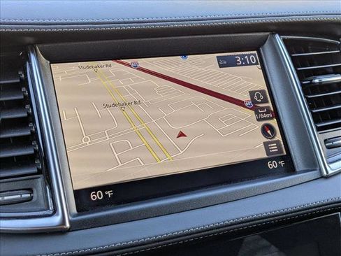 Used 2025 INFINITI QX50 Sport image 15