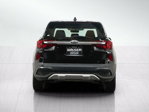 Used 2021 Kia Seltos LX AWD/4WD image 4
