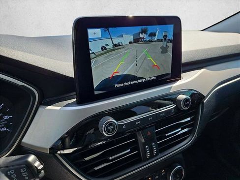 Used 2022 Ford Escape SEL image 14