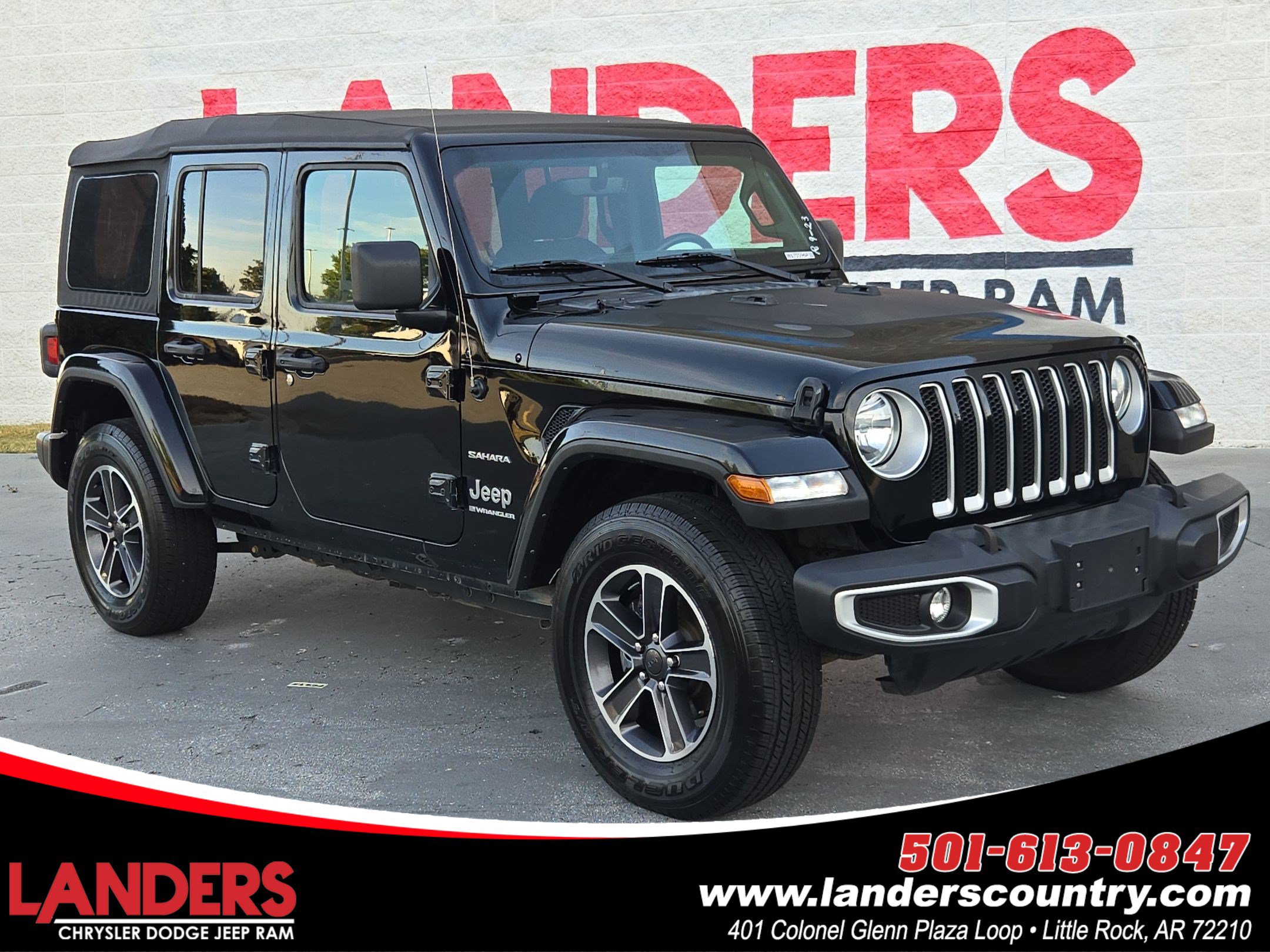 Used 2023 Jeep Wrangler Unlimited Sahara w/ Cold Weather Group AWD/4WD image 1