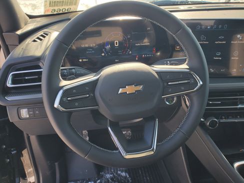 New 2026 Chevrolet Traverse LT w/ LPO, Floor Liner Package FWD image 11