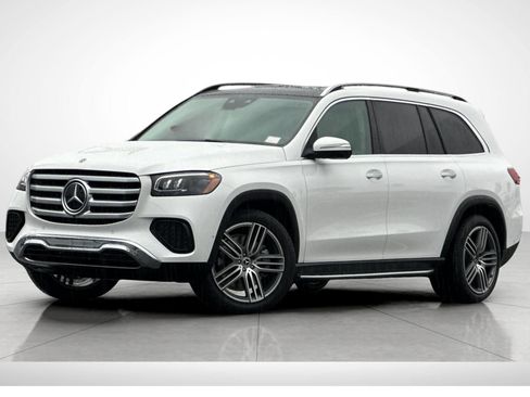 New 2026 Mercedes-Benz GLS 450 4MATIC image 2