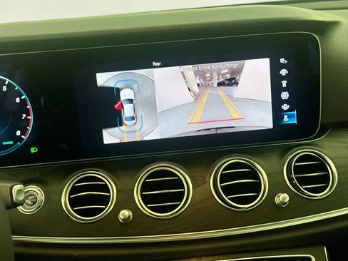 Used 2023 Mercedes-Benz E 450 4MATIC Sedan image 14