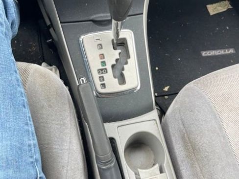 Used 2010 Toyota Corolla LE FWD image 31