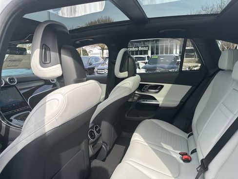 New 2026 Mercedes-Benz GLC 300 4MATIC image 19