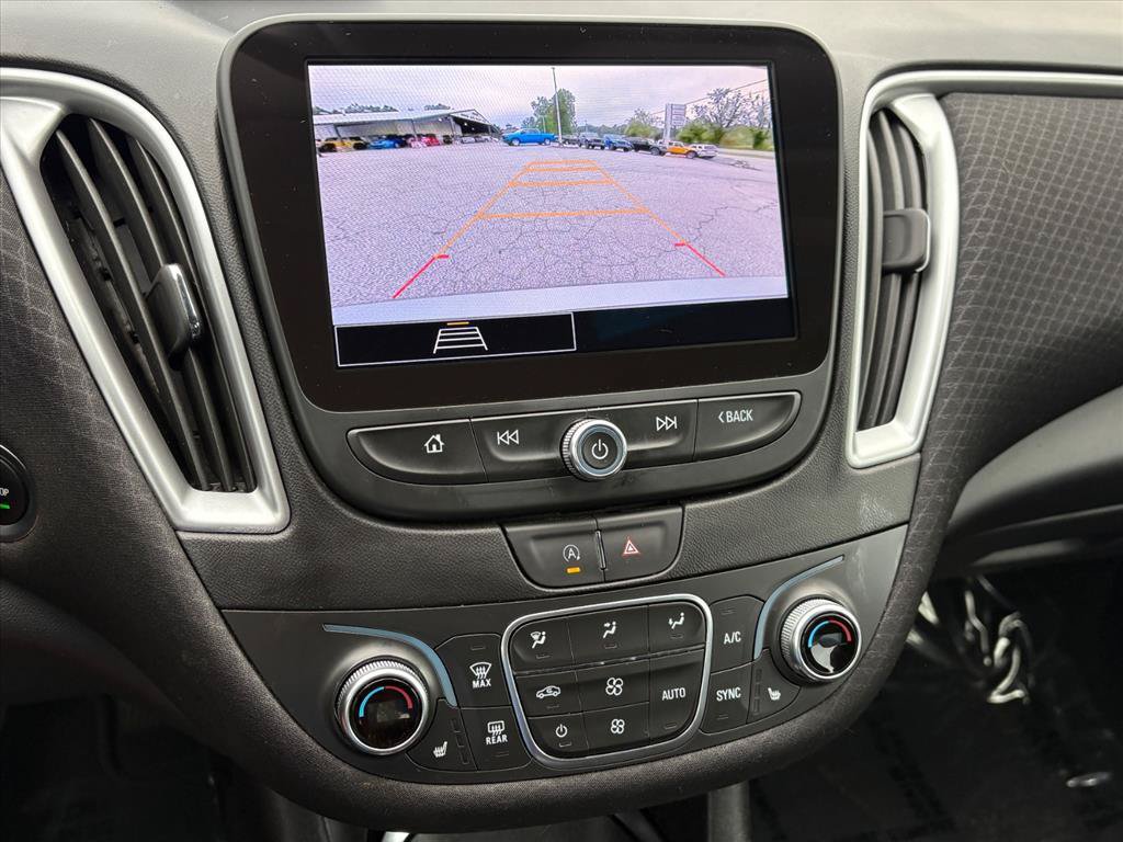 Used 2025 Chevrolet Malibu LT FWD image 10