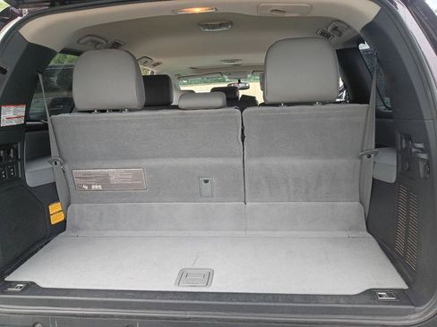 Used 2017 Toyota Sequoia Limited w/ Safety & Convenience Package AWD/4WD image 25