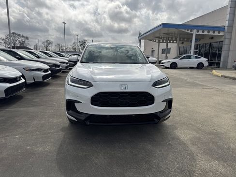 New 2026 Honda HR-V EX-L image 2