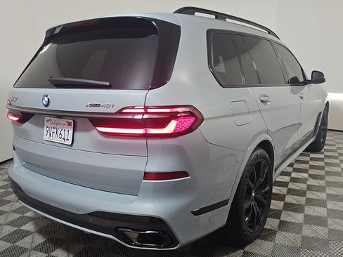 Used 2026 BMW X7 xDrive40i w/ M Sport Package AWD/4WD image 4
