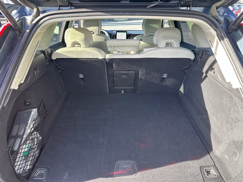 Certified 2026 Volvo XC60 B5 Ultra AWD/4WD image 26