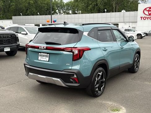Used 2026 Kia Seltos EX AWD/4WD image 6