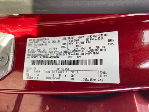 Used 2019 Ford Escape Titanium image 24