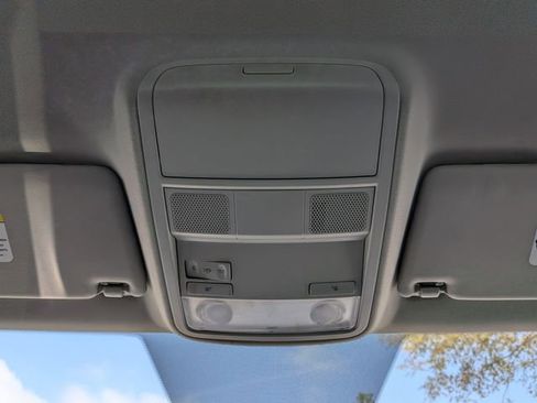 Used 2017 Volkswagen Jetta S image 25