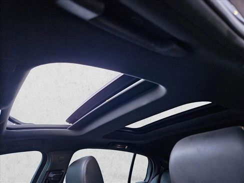 Used 2021 Cadillac CT5 V image 15