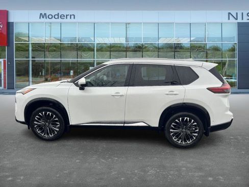 New 2026 Nissan Rogue Platinum image 15