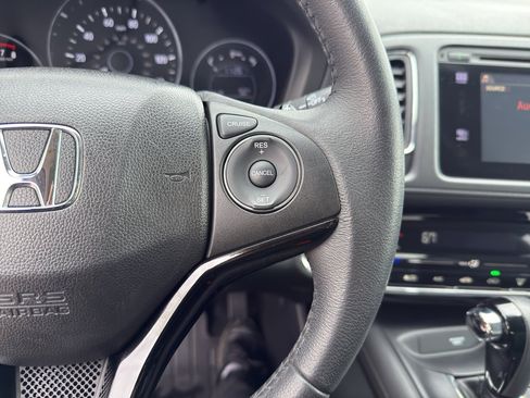 Used 2017 Honda HR-V EX-L image 16