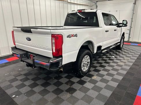 Used 2023 Ford F250 XLT image 2