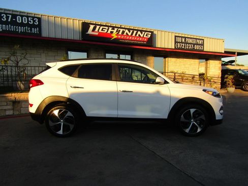 Used 2016 Hyundai Tucson Limited w/ Option Group 03 image 5