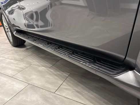 Used 2017 INFINITI QX80 4WD w/ Deluxe Technology Package image 54