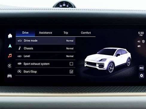 Used 2025 Porsche Cayenne GTS image 83