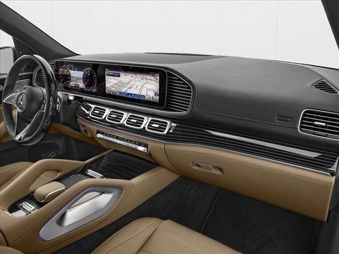 New 2025 Mercedes-Benz GLS 580 4MATIC image 10