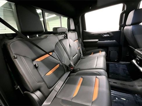 Used 2022 GMC Sierra 1500 AT4 w/ AT4 Premium Package image 23
