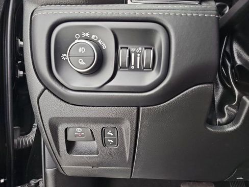 Used 2022 RAM 1500 Limited image 35