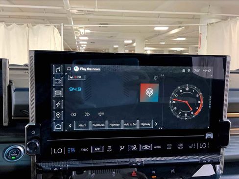 Used 2024 GMC Hummer EV 3X image 35