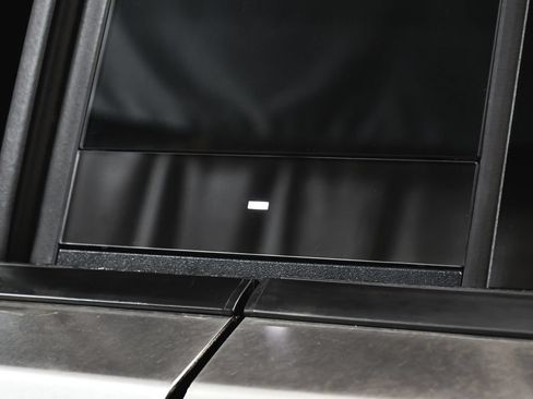 Used 2025 Tesla Cybertruck AWD Crew Cab image 8