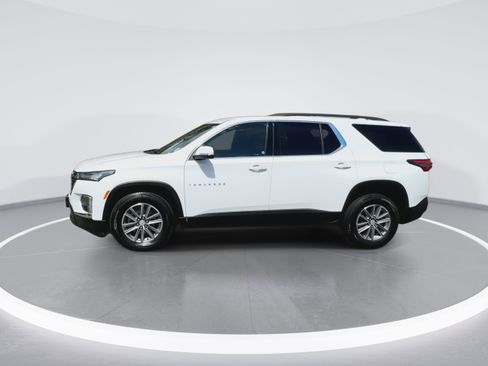 Used 2022 Chevrolet Traverse LT w/ LPO, Floor Liner Package image 9