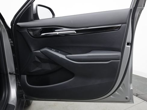 Used 2023 Kia Seltos S FWD image 40