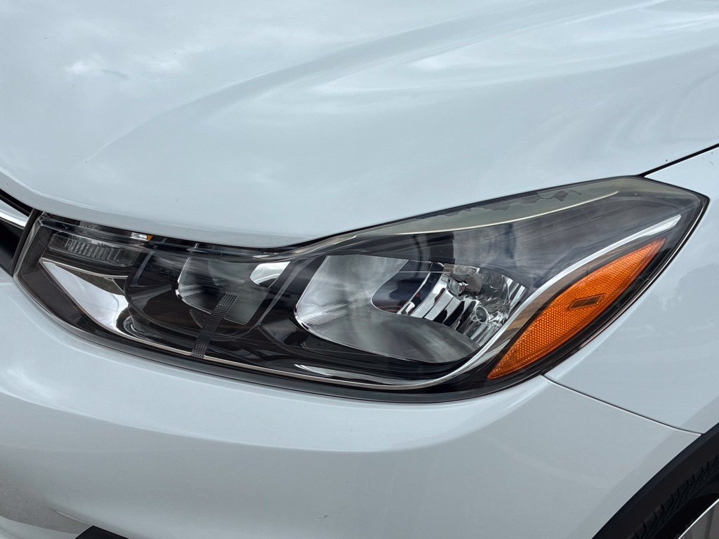 Used 2022 Chevrolet Trax LS w/ Tint and Cruise Package FWD image 35