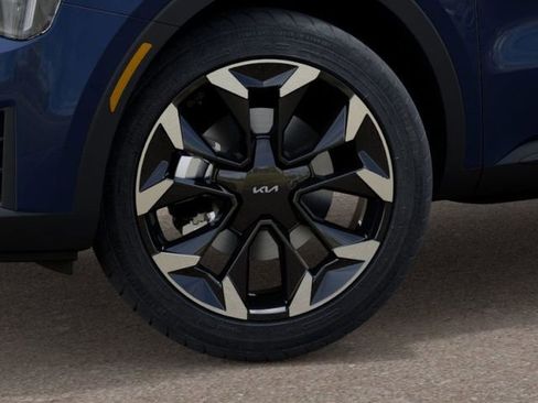 New 2026 Kia Sorento SX image 9