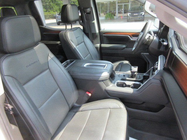 Used 2022 GMC Sierra 1500 Denali w/ Technology Package AWD/4WD image 13