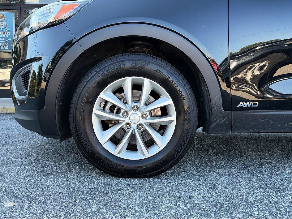 Used 2017 Kia Sorento AWD image 11